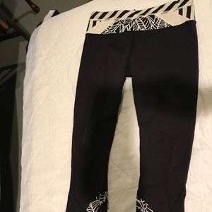 Lululemon Crop Leggings Womens 6